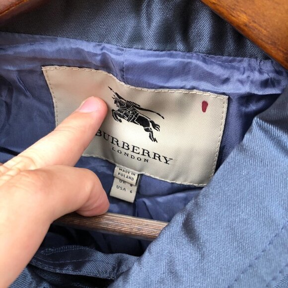 2007 Silk Cropped Burberry Jacket Size 6 Blue - Picture 2 of 7